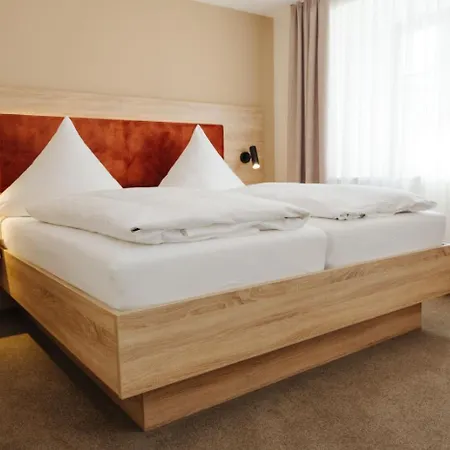 Hotell Sixt 3*