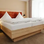 Hotel Sixt 3*