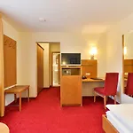 Sixt Hotel